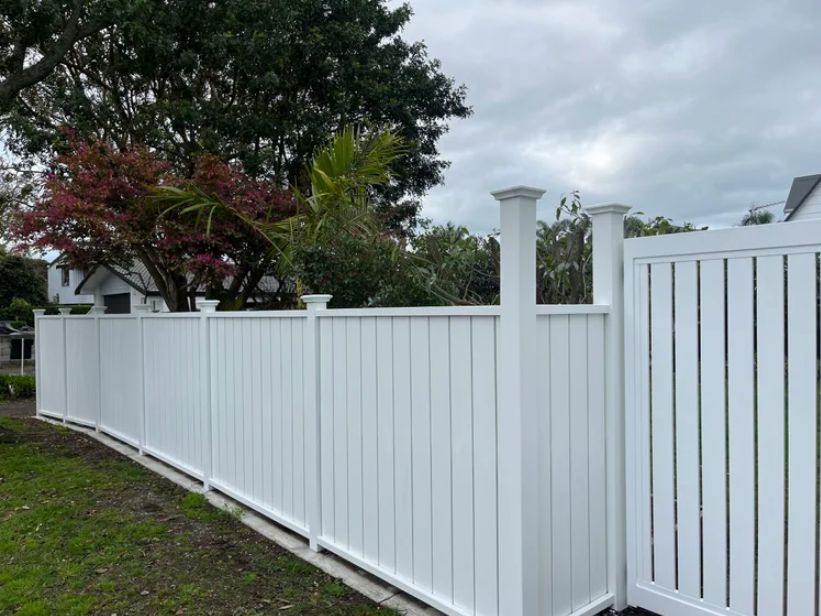 Choosing The Right Fence For Auckland Properties: Privacy, Durability ...